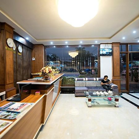 Vang Vieng Freedom Star'S Hotel 外观 照片