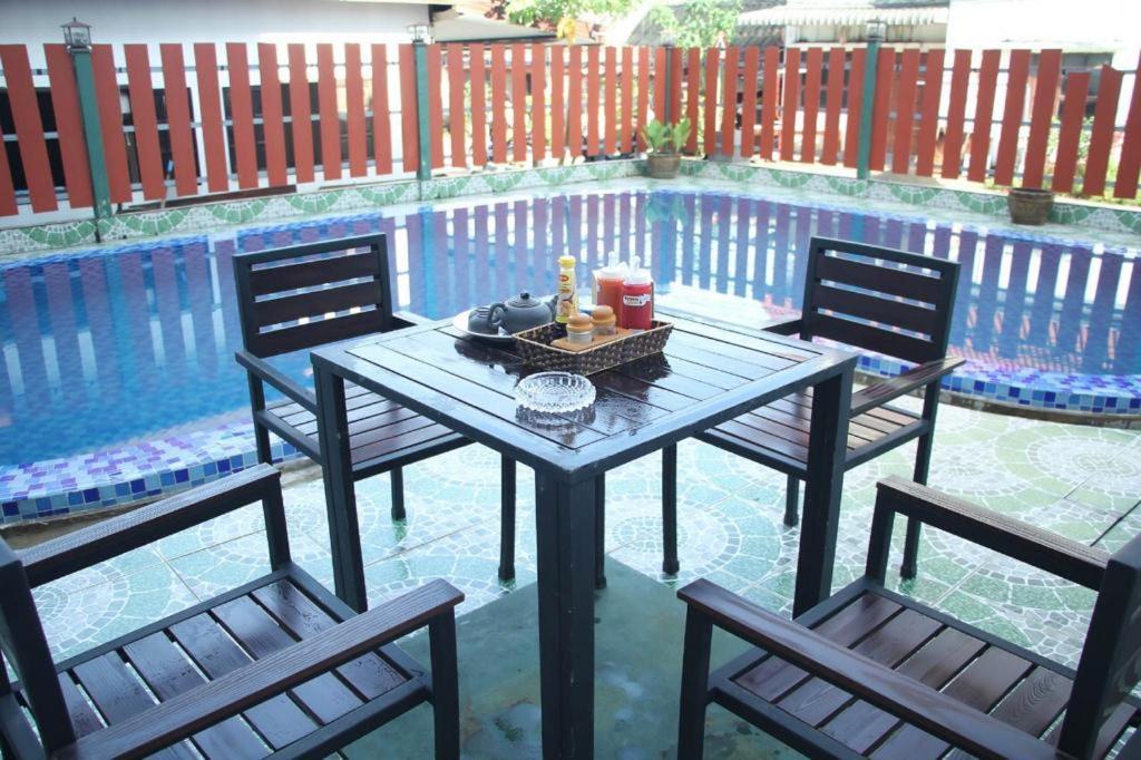 Vang Vieng Freedom Star'S Hotel 外观 照片